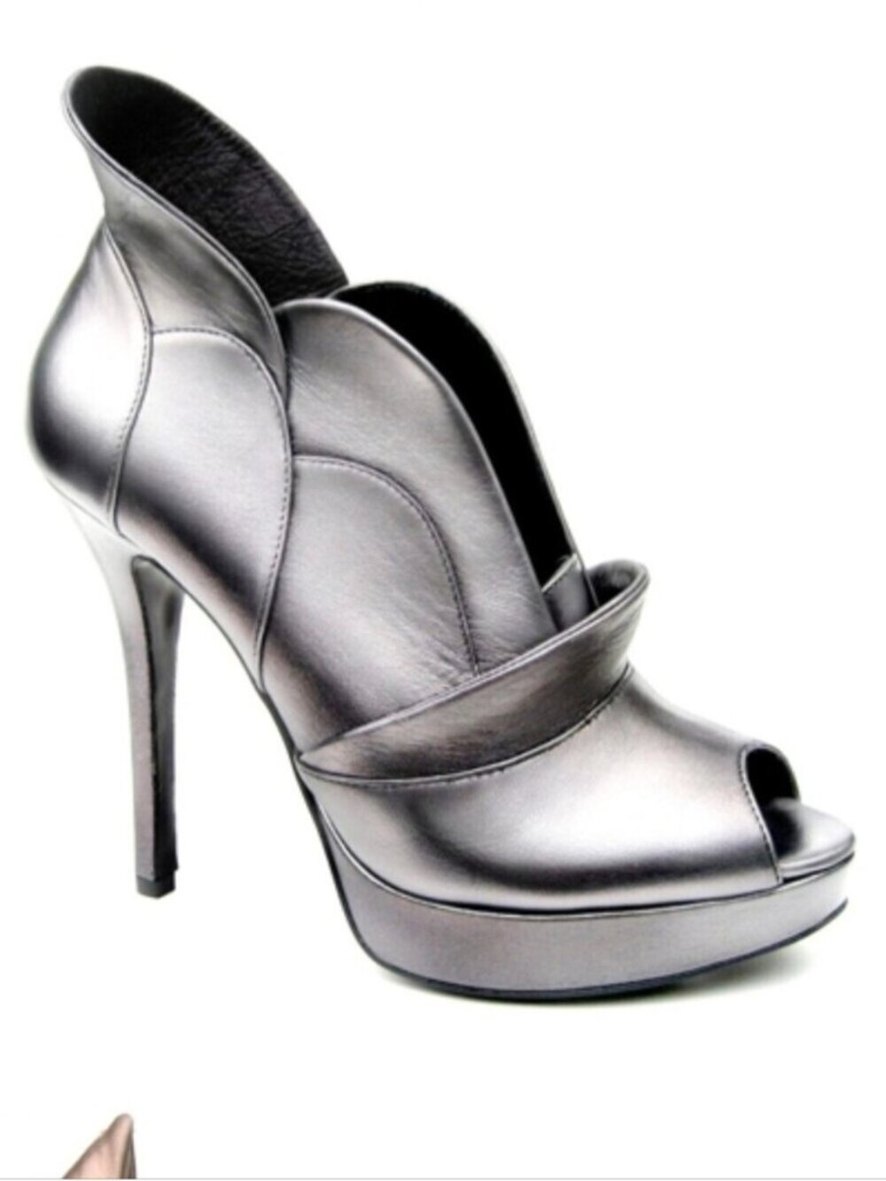 Jerome C. Rousseau Tron Legacy Pewter leather peep-toe pumps  Eu 40 US  9 Rare